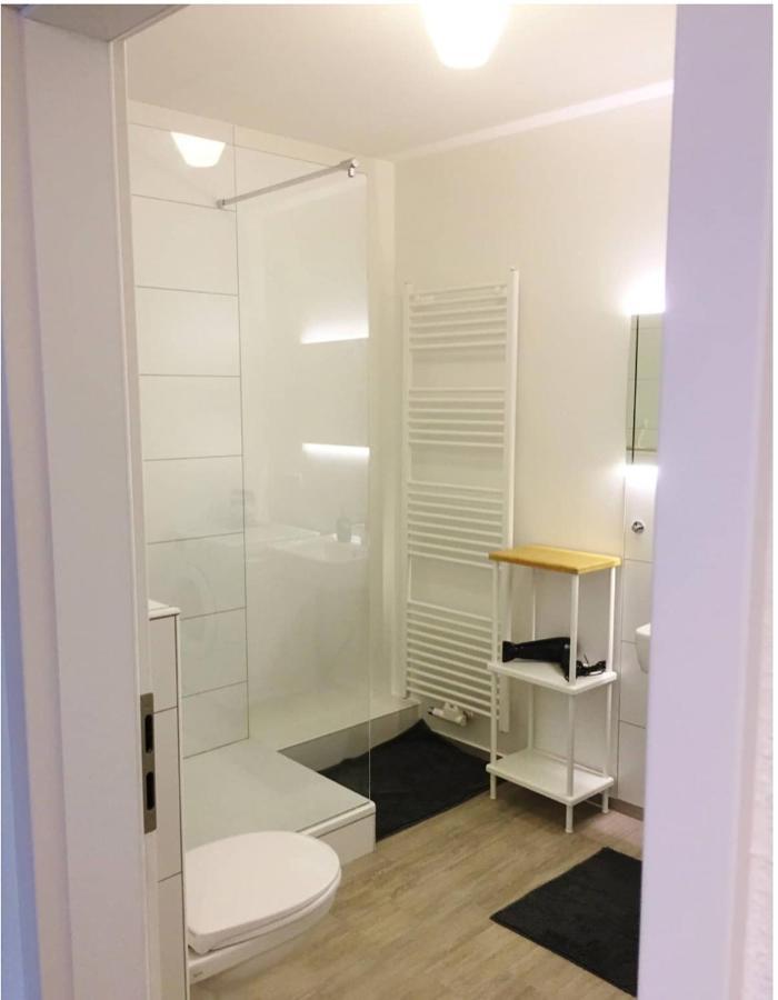 Homefy Oldtown Apartment - 6 People - 2 Bath - Balcony - Top Location Düsseldorf Extérieur photo