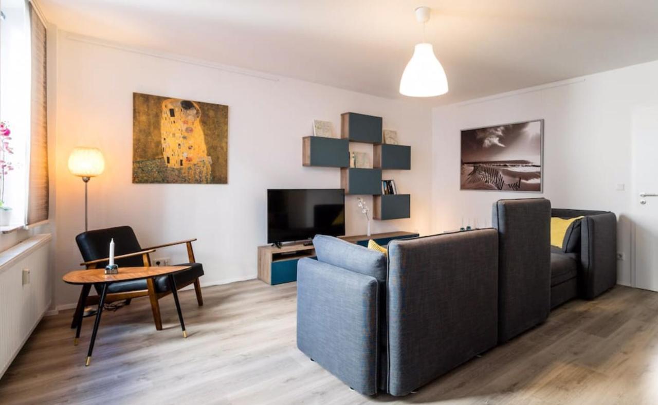 Homefy Oldtown Apartment - 6 People - 2 Bath - Balcony - Top Location Düsseldorf Extérieur photo